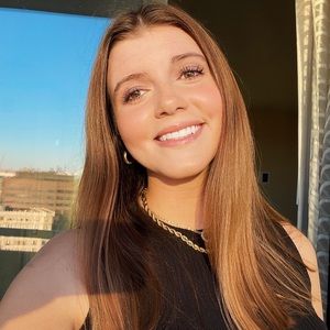 Meet your Posher, Lyndsey